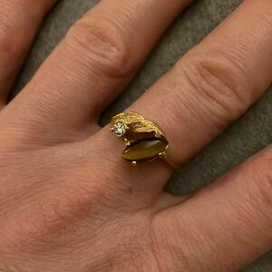 gold leaf ring with tiger eye